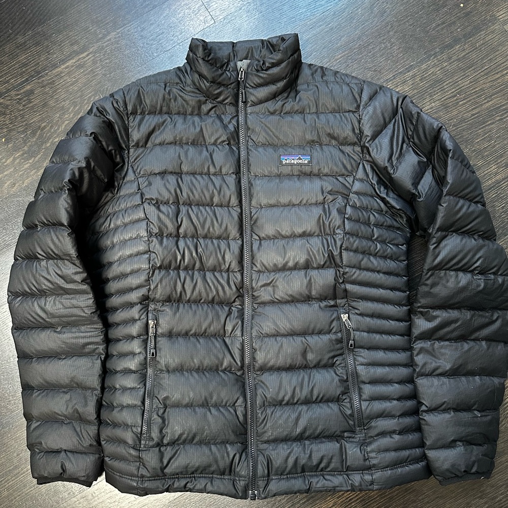 Black patagonia Women’s Down Sweater Jacket